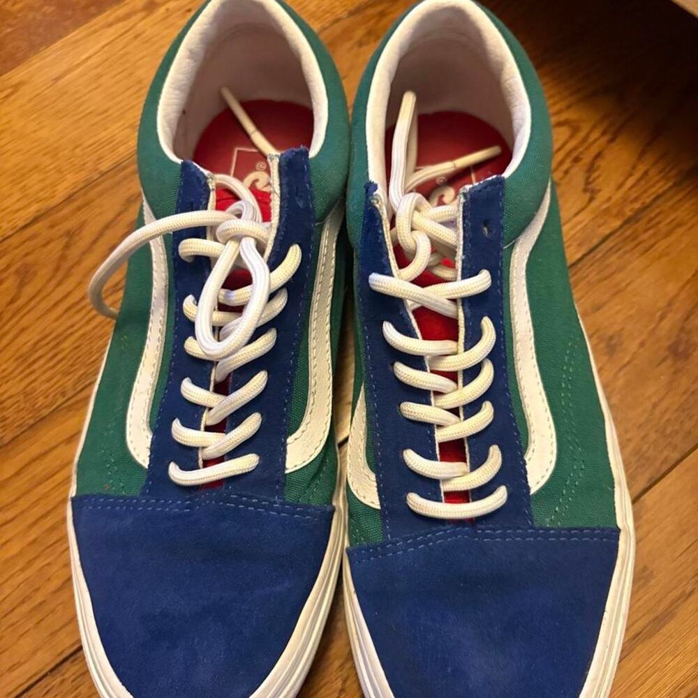 Vans old school sneakers